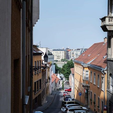 Comfy New Apartment At Castle Budapest Extérieur photo