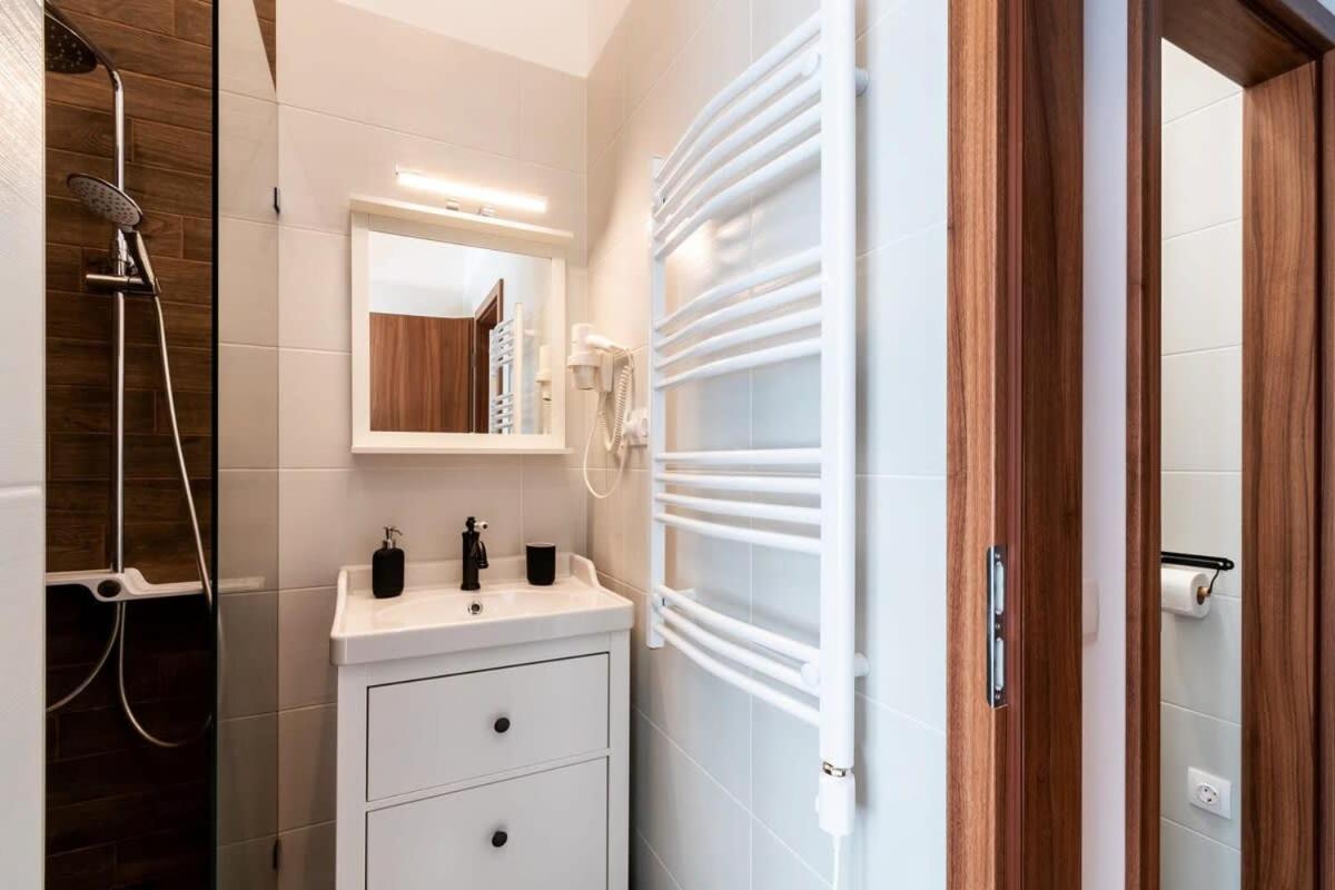 Comfy New Apartment At Castle Budapest Extérieur photo